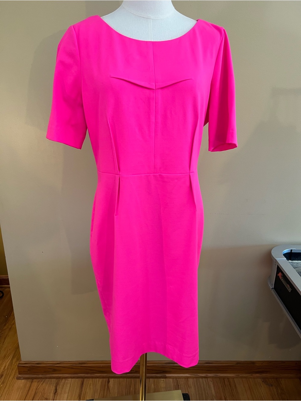 ANTONIO MELANI Hot Pink Scoop-Neck Sheath Dress